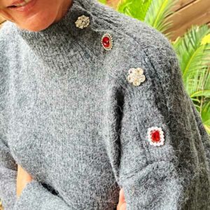 lebazaracaro_bijoux_pull_gris_foncé