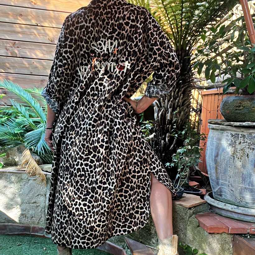 lebazaracaro_jungle_leopard_robe