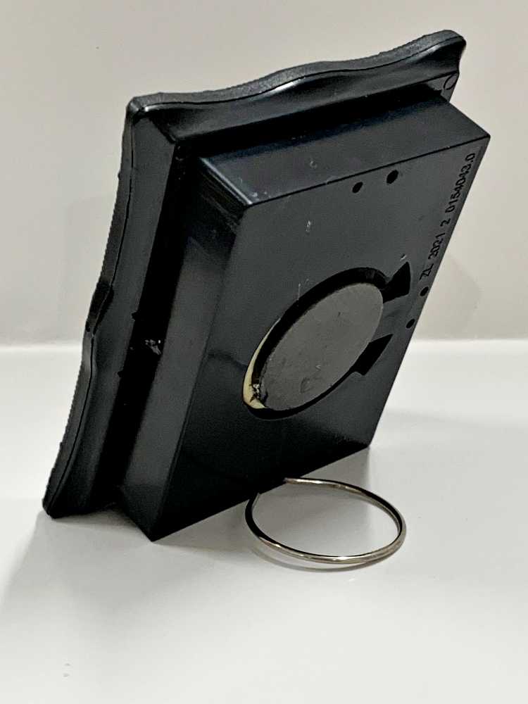 lebazaracro_magnet_batman