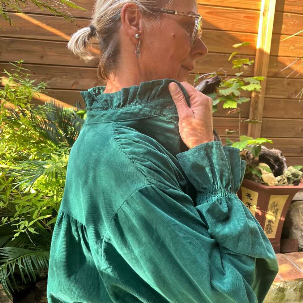 lebazaracaro_blouse_verte_angelina